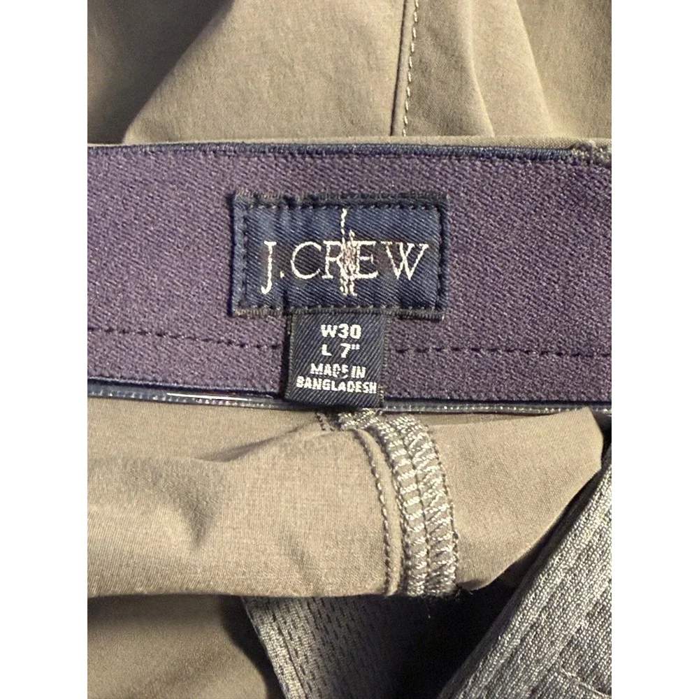 J. Crew Mens Tech Shorts 30 W 7